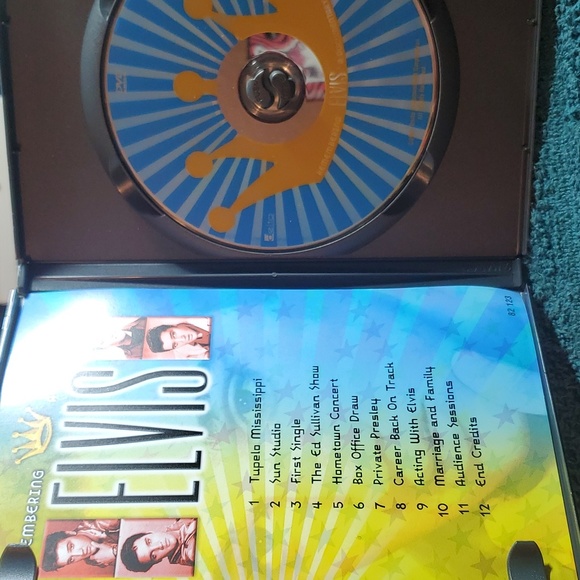 Remembering Elvis - Picture 9 of 9